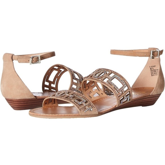 NEW Yellow Box Women's P-Violet Rhinestone Sandal in Color Natural Size 9 - Picture 2 of 11